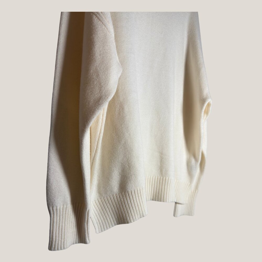 Women's Magashoni Cream Sweater, XL - Picture 4 of 8